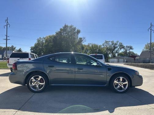 2006 Pontiac Grand Prix GXP