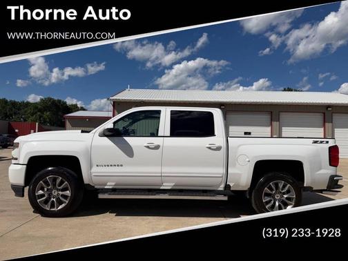 Summit White 2017 Chevrolet Silverado 1500 2LT