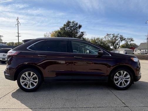 2019 Ford Edge Titanium