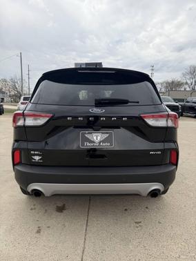 Agate Black Metallic 2022 Ford Escape SEL