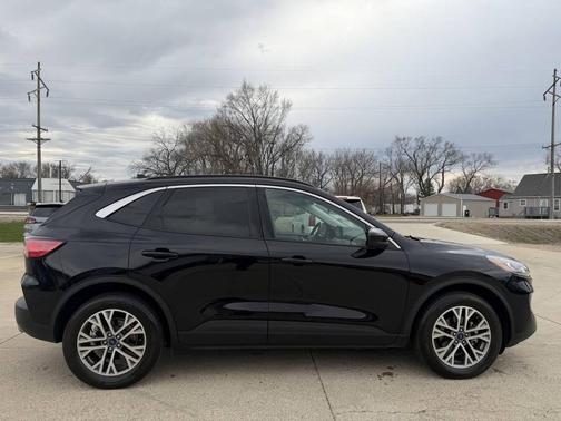 Agate Black Metallic 2022 Ford Escape SEL