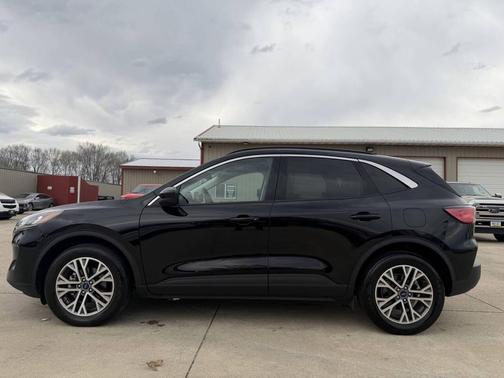 Agate Black Metallic 2022 Ford Escape SEL