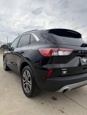 Agate Black Metallic 2022 Ford Escape SEL
