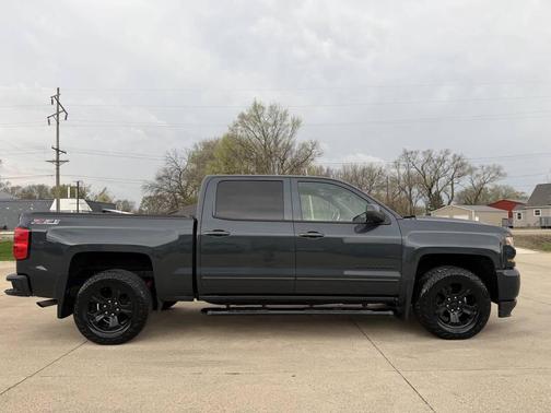 2017 Chevrolet Silverado 1500 2LT