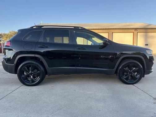 2021 Jeep Cherokee Altitude