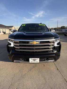 2022 Chevrolet Silverado 1500 High Country