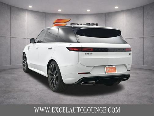 Fuji White 2023 Land Rover Range Rover Sport SE
