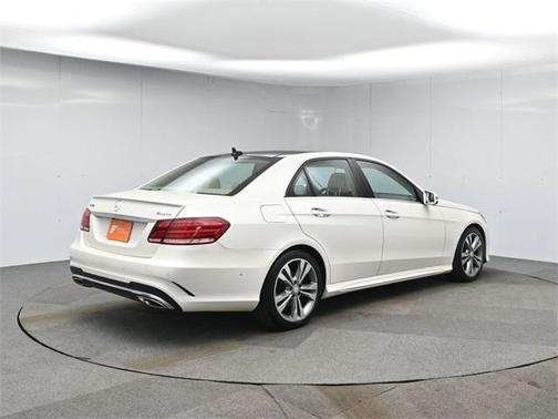 2015 Mercedes-Benz E-Class 4MATIC