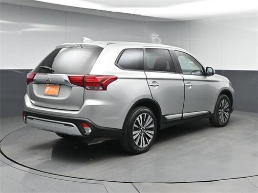 2020 Mitsubishi Outlander SEL