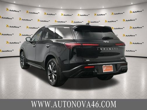 Mineral Black 2023 INFINITI QX60 Luxe