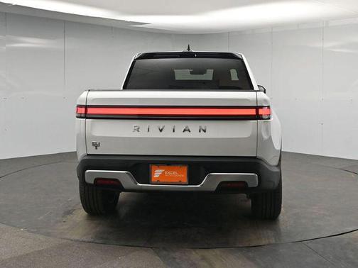 2023 Rivian R1T Adventure