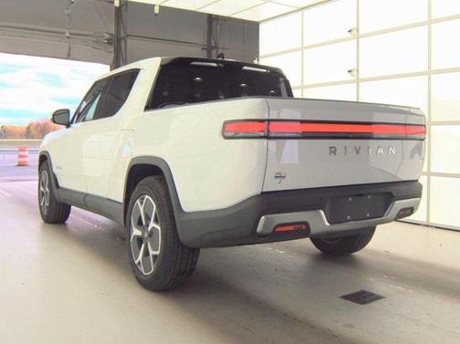2023 Rivian R1T Adventure