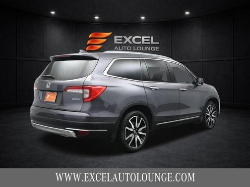 Modern Steel Metallic 2020 Honda Pilot Touring 8-Passenger