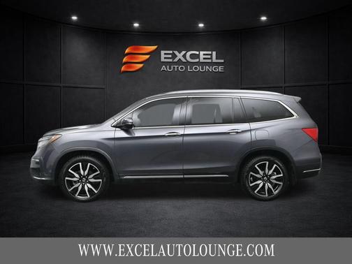 Modern Steel Metallic 2020 Honda Pilot Touring 8-Passenger
