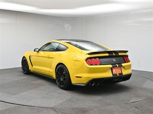 2018 Ford Shelby GT350 Base