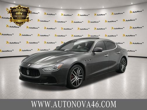 Gray 2017 Maserati Ghibli Base