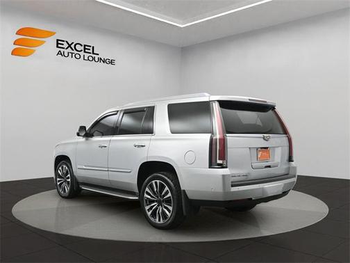2018 Cadillac Escalade Luxury