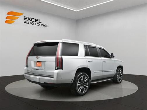 2018 Cadillac Escalade Luxury