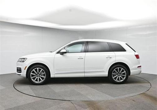 2019 Audi Q7 55 Premium Plus