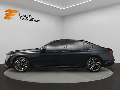 2022 BMW 750 i xDrive