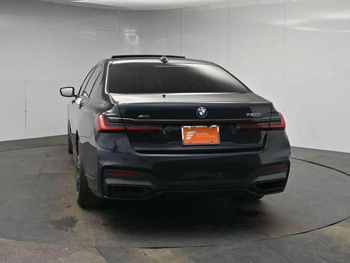 2022 BMW 750 i xDrive