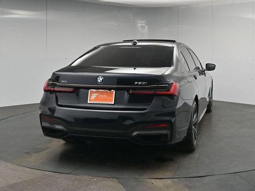 2022 BMW 750 i xDrive