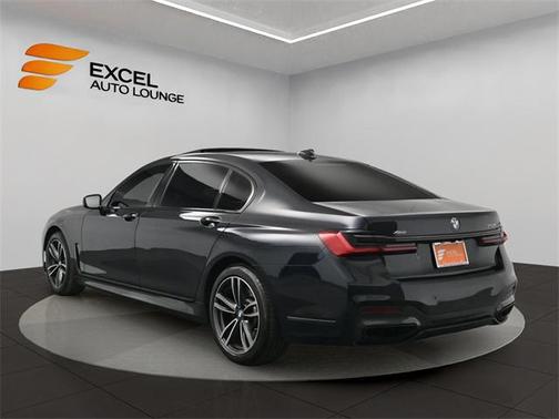 2022 BMW 750 i xDrive