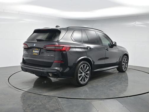 Black Sapphire Metallic 2023 BMW X5 xDrive40i