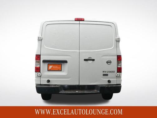 2014 Nissan NV Cargo NV2500 HD S V6