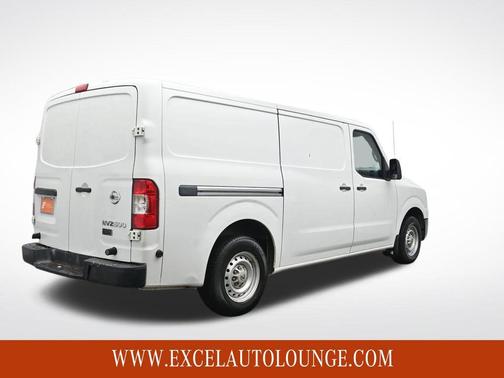 2014 Nissan NV Cargo NV2500 HD S V6