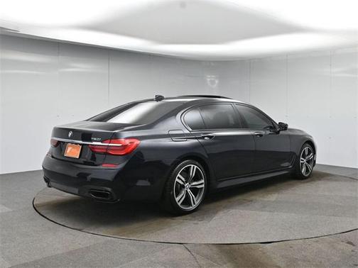 2019 BMW 750 I