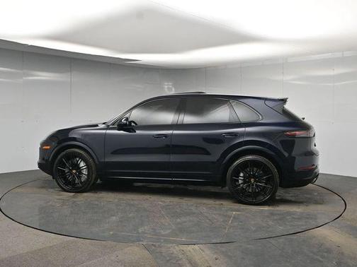 2021 Porsche Cayenne Turbo