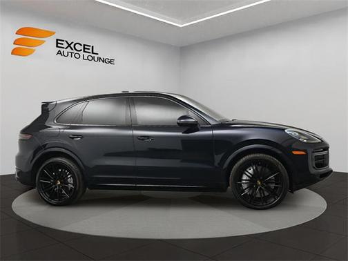 2021 Porsche Cayenne Turbo