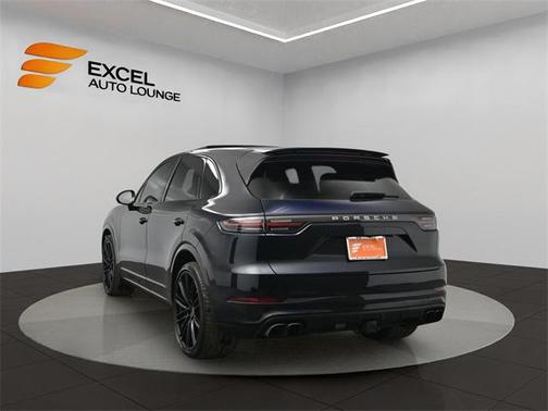 2021 Porsche Cayenne Turbo