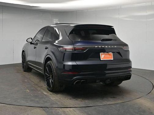 2021 Porsche Cayenne Turbo