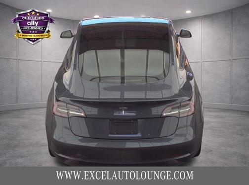 Gray 2023 Tesla Model 3 Standard Range