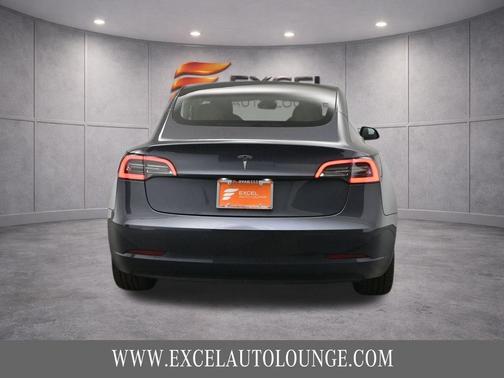 Gray 2023 Tesla Model 3 Standard Range