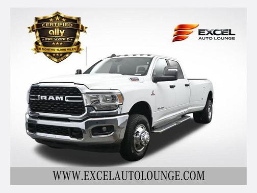 2024 RAM 3500 Big Horn Crew Cab 4x4 8' Box