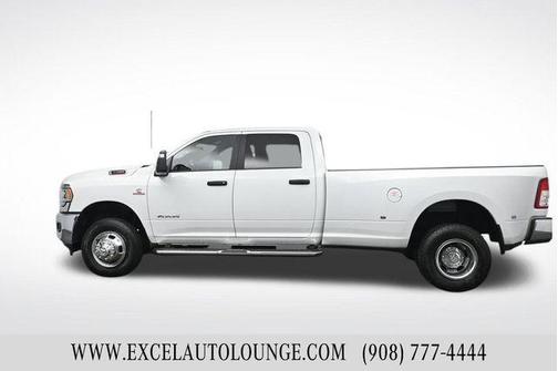2024 RAM 3500 Big Horn Crew Cab 4x4 8' Box