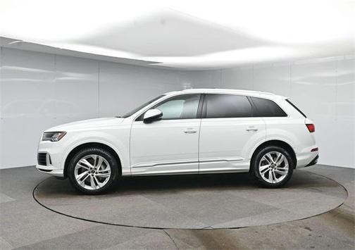 2024 Audi Q7 55 Premium Plus
