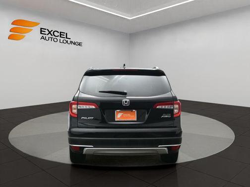 2022 Honda Pilot AWD Elite