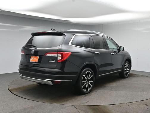 2022 Honda Pilot AWD Elite