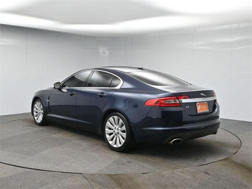 2009 Jaguar XF Premium Luxury