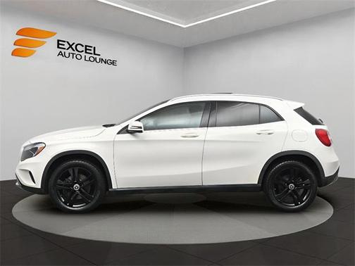 2017 Mercedes-Benz GLA 250 Base