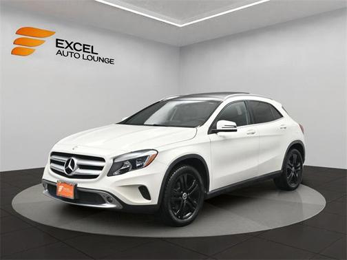 2017 Mercedes-Benz GLA 250 Base