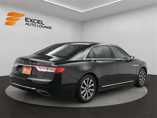 2017 Lincoln Continental Livery