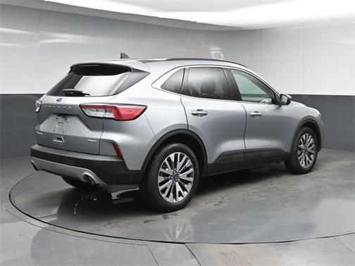 2021 Ford Escape Titanium