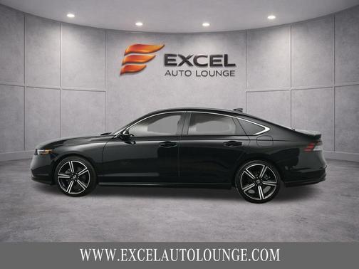 Crystal Black Pearl 2024 Honda Accord Hybrid Sport