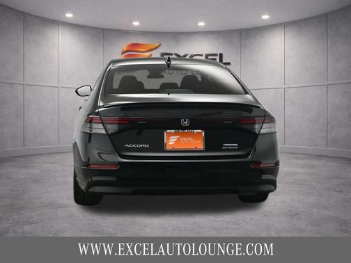 Crystal Black Pearl 2024 Honda Accord Hybrid Sport