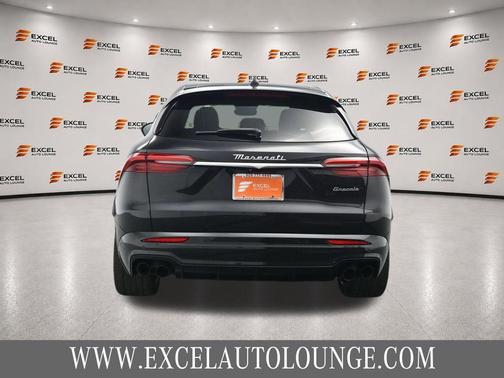 Nero Tempesta Metallic 2023 Maserati Grecale Modena
